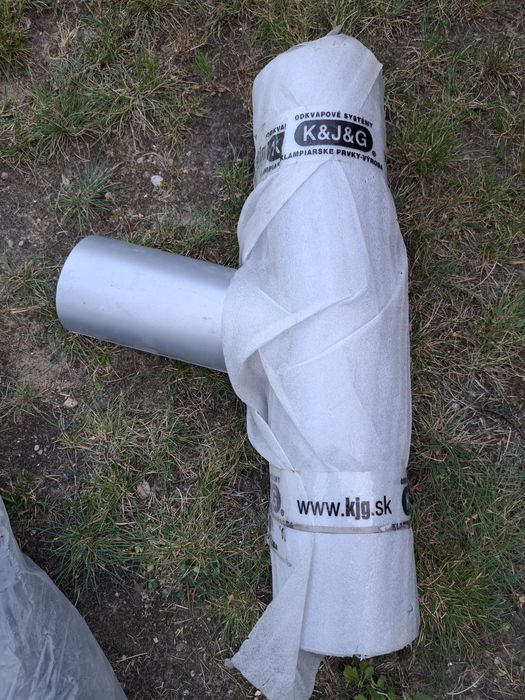 Trójnik 120/100 RAL 9006 srebrny