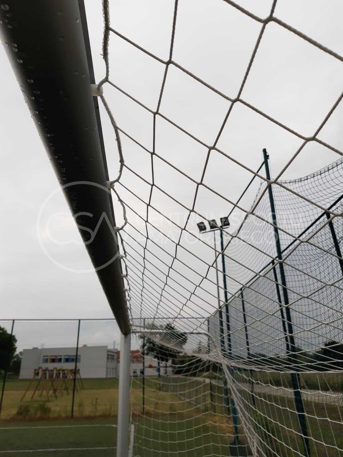 Bramka do piłki nożnej aluminiowa 5X2 TULEJOWANA/DO ZABETONOWANIA TYP1