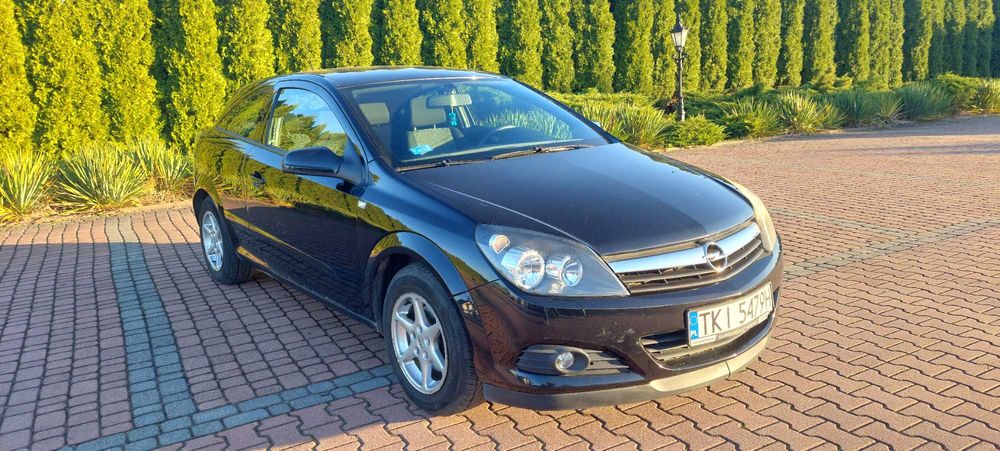 Opel Astra III GTC 1.8 sport