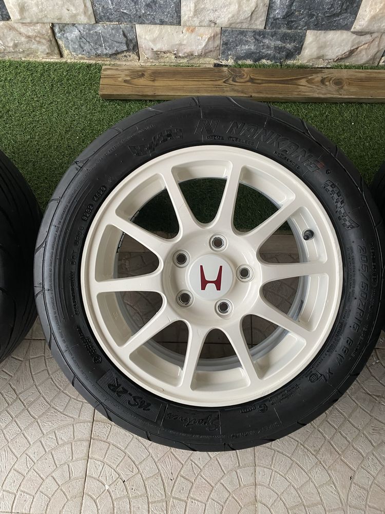 Jantes 15 honda integra type r Enkei com pneus semi slicks