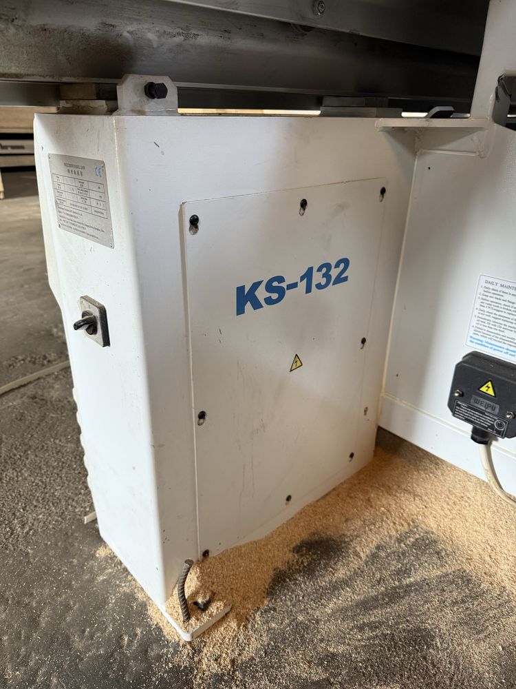 Станок форматно-распиловочний kdt ks132.    2020 гв
