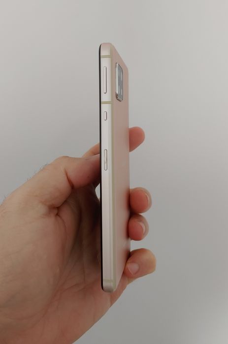 Sharp Aquos Sense 5G IP68/MIL-STD-810H Japan