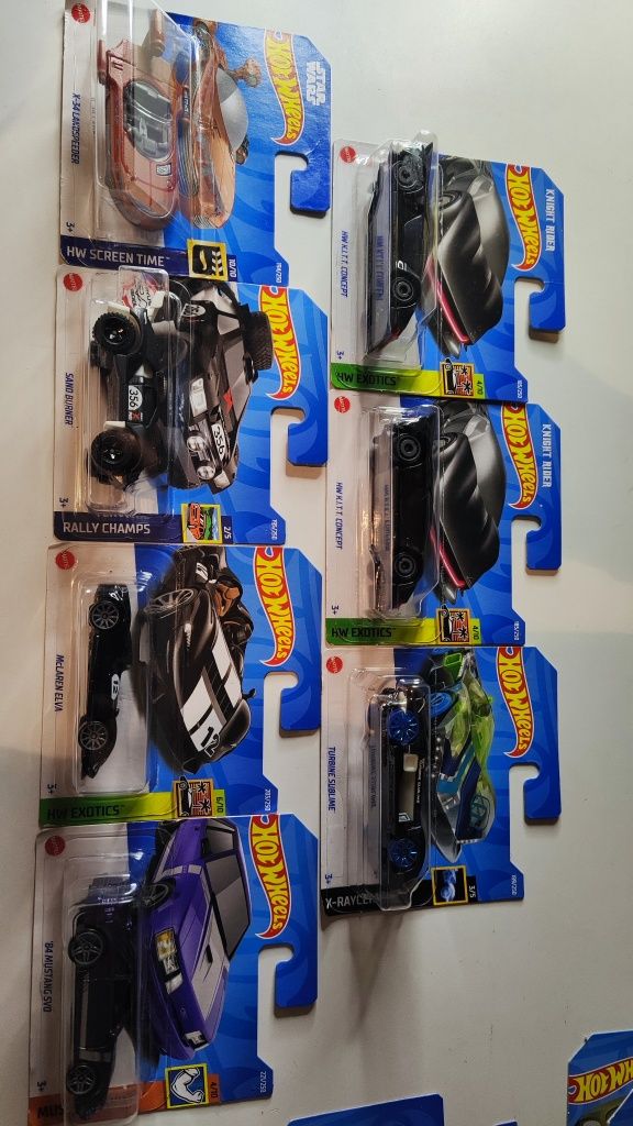 Miniaturas hot wheels 2022