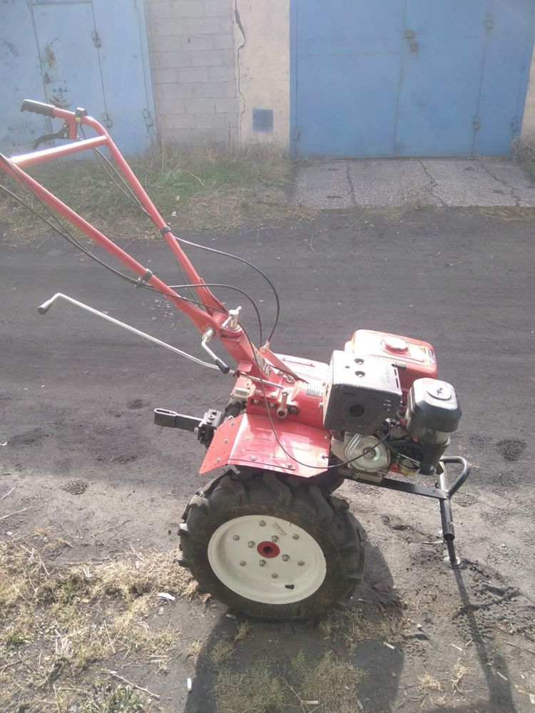 Продам мотоблок Forte 1350G бензин 13 к.с.