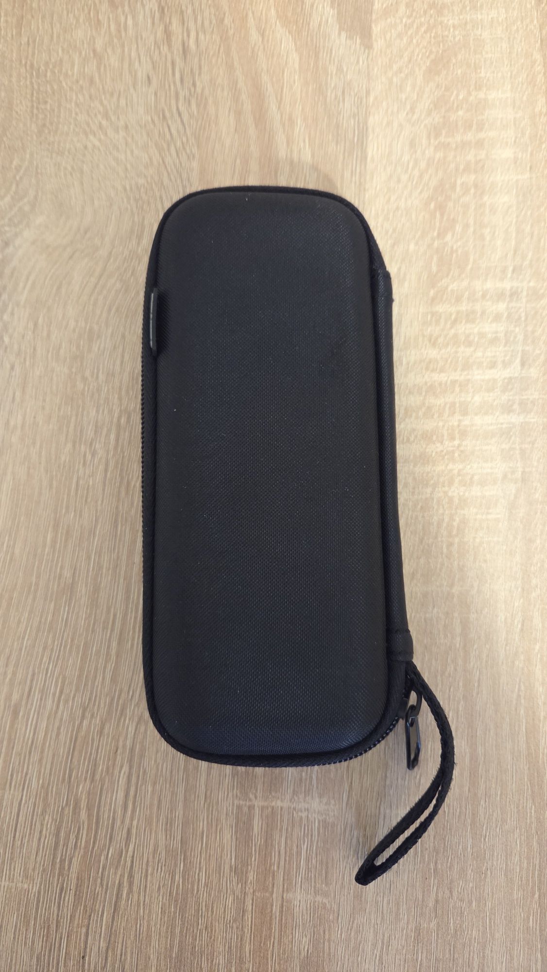 Etui na panel radia Hama