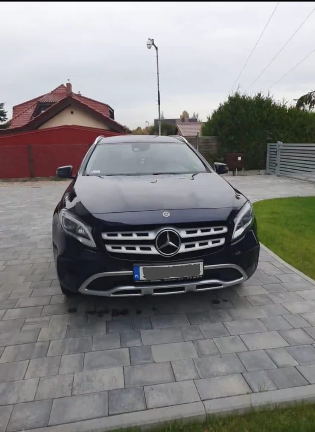 Mercedes Benz GLA 180