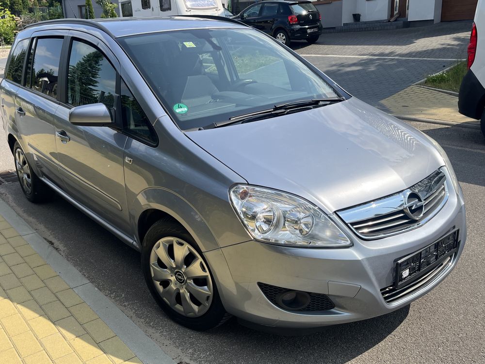Zafira 1.9 cdti 120km Lift 7-osób