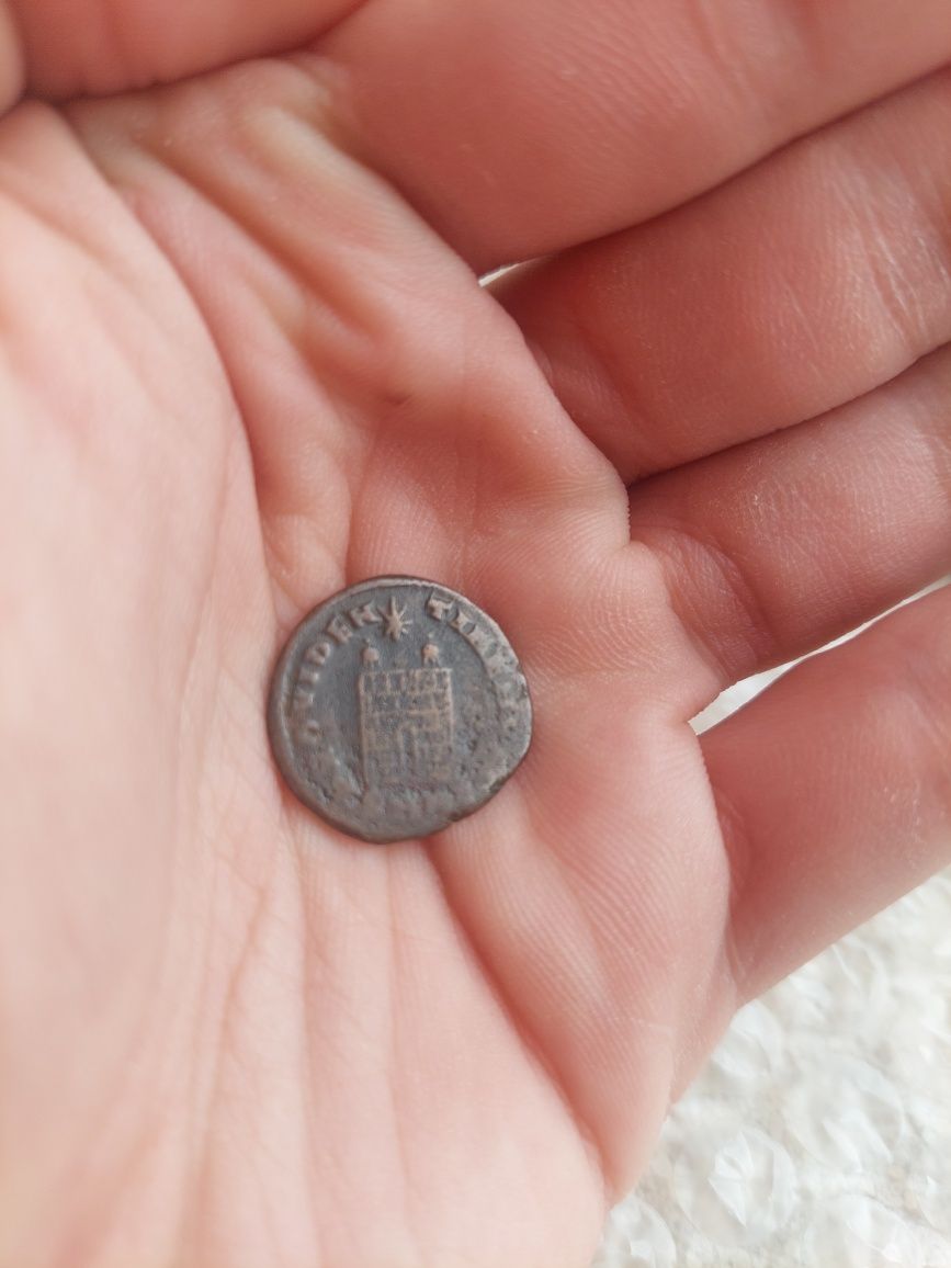 Moeda Constantino I