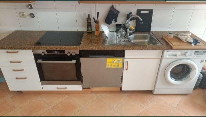 Vendo cozinha com pedra, exaustor e lava louça