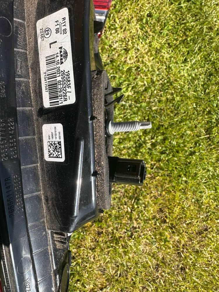 Lampy tylne do renault clio 3 2022
