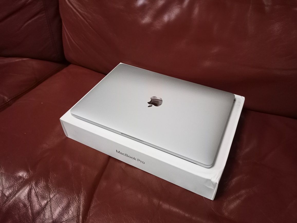 Apple MacBook Pro 13" 2020 M1 8GB 256GB SSD A2338 ЗАБЛОКОВАНИЙ
