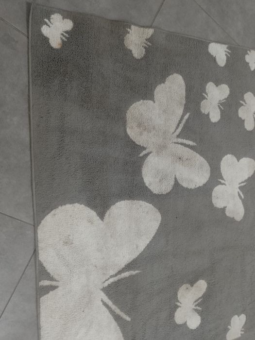 Sprzedam dywanik 220x160 cm