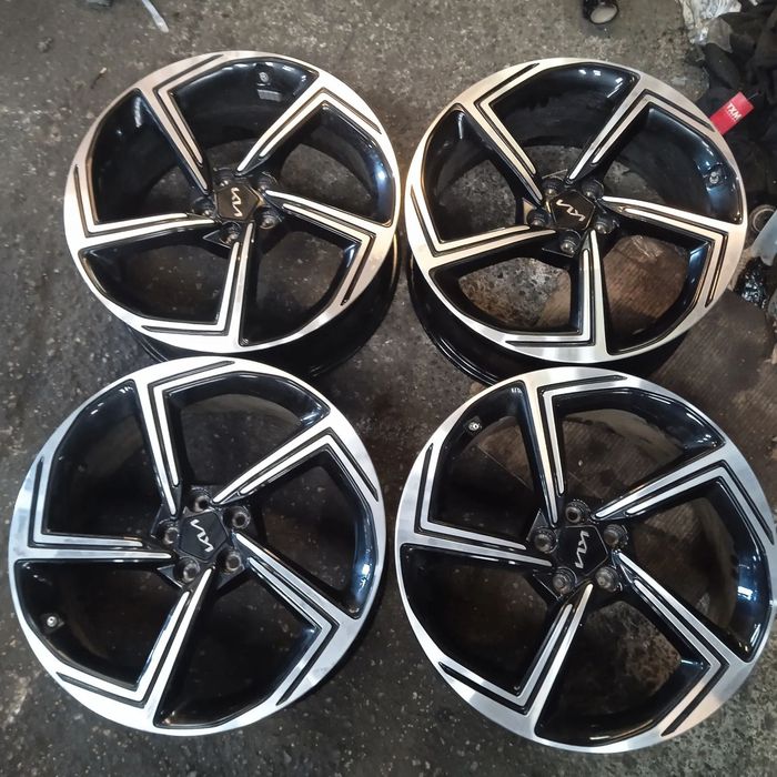 Felgi KIA 21 5X114,3 ET43,5