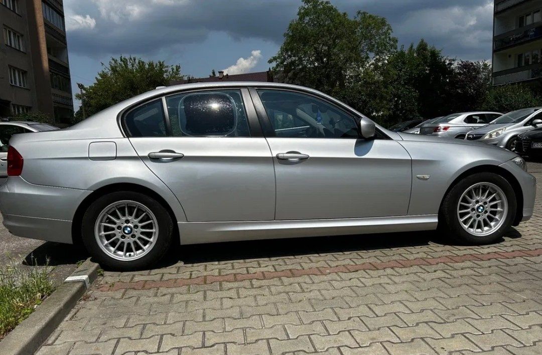 BMW Seria 3 2.0 2010