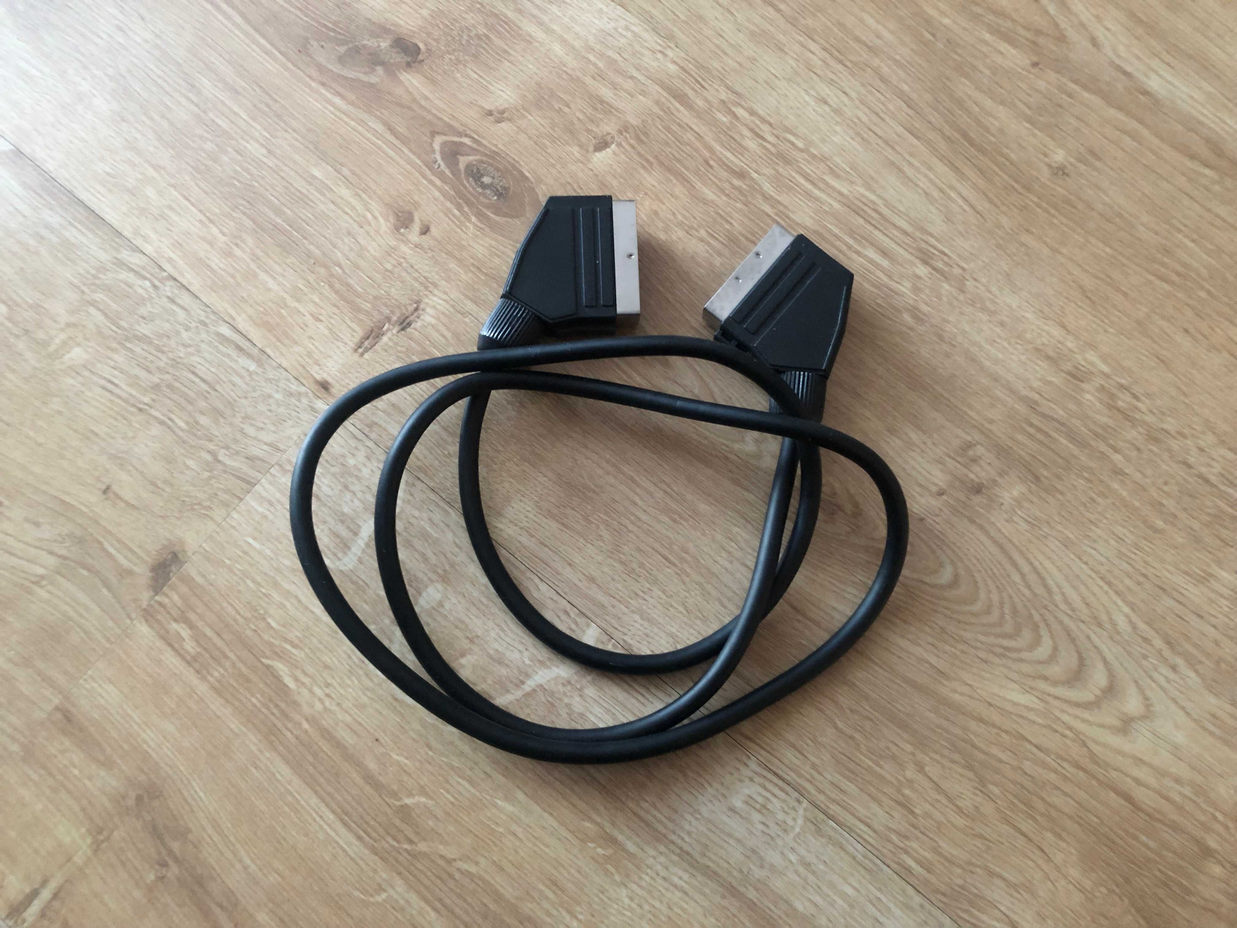 komplet 9 kabli - kable - HDMI, EURO, sygnałowy, inne...