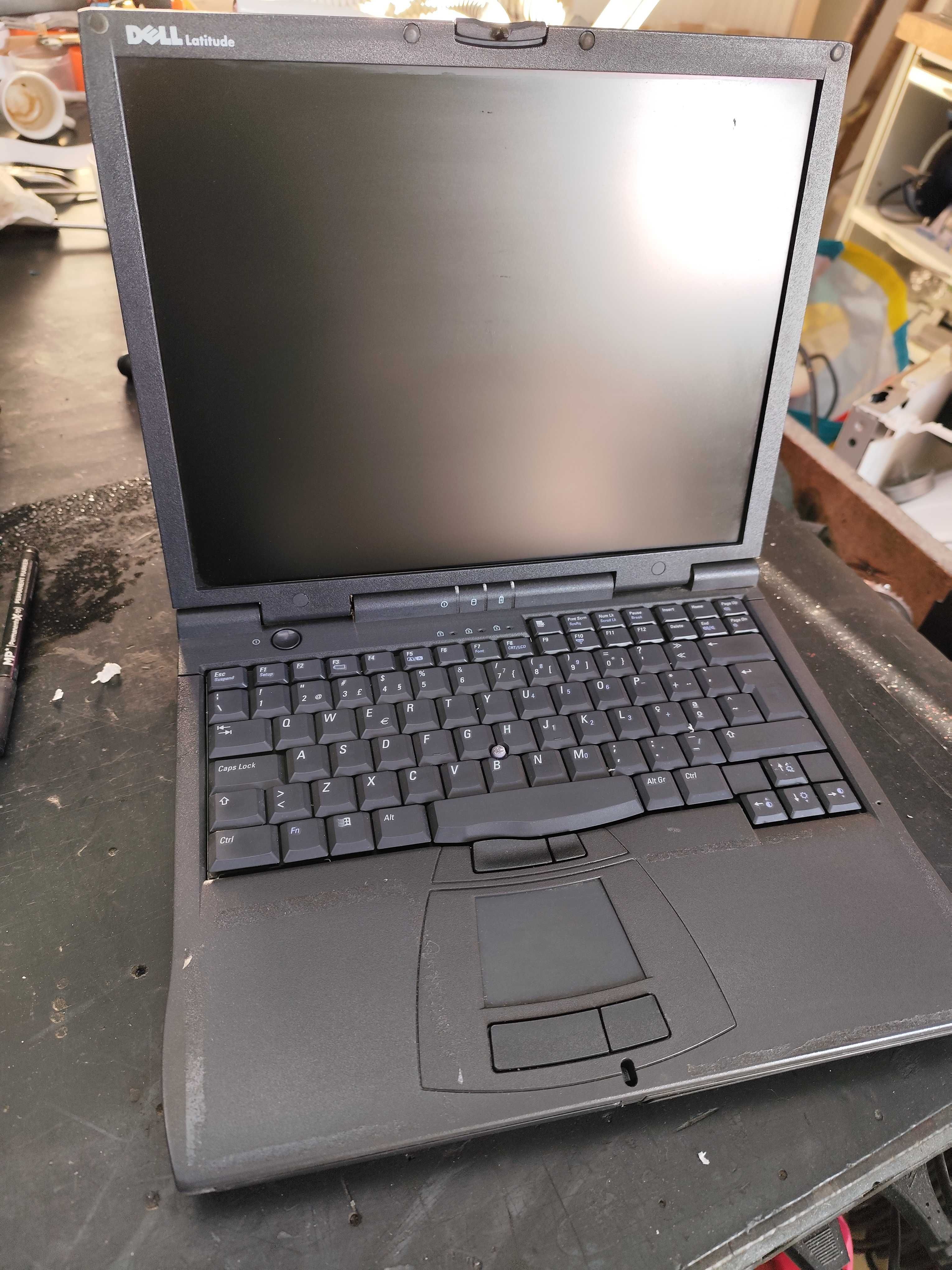 Portatil Dell mod. PPX Latitude +  Toshiba Tecra T8200 avariados