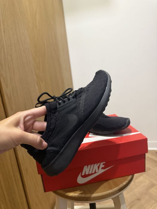 Кросівки Nike жіночі
