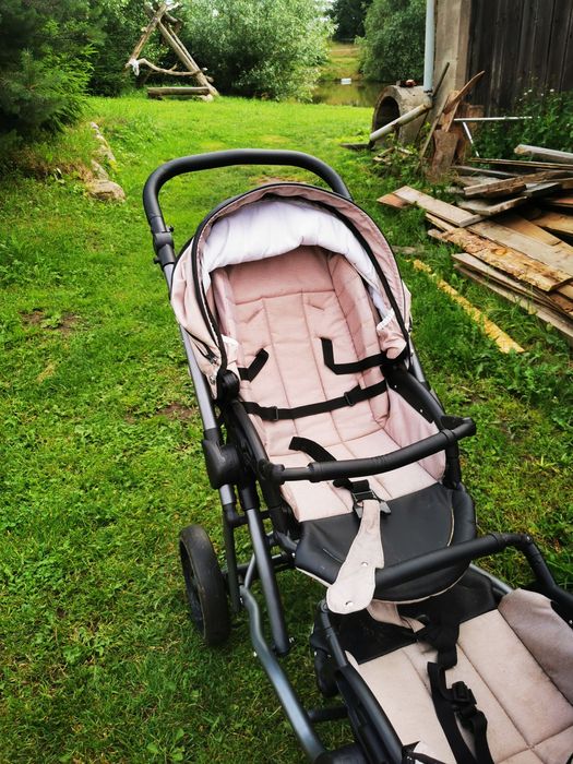 Wózek bliźniaczy spacerowy