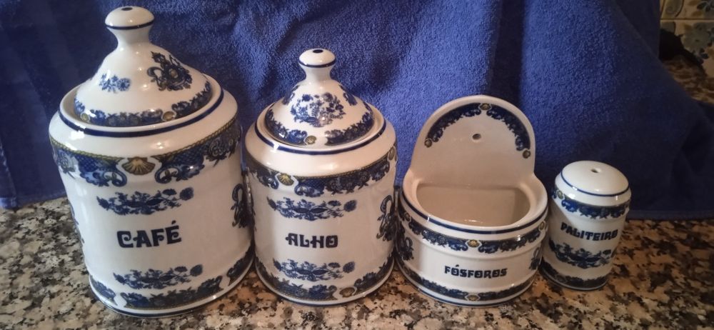 Recepientes em louça