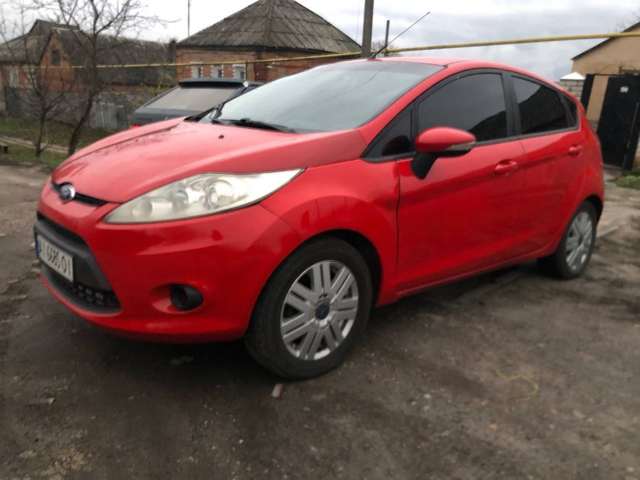 Продам Ford Fiesta,