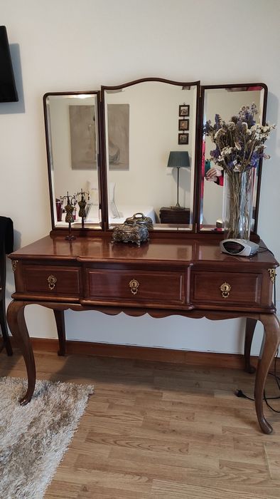 Toucador / móvel com espelho