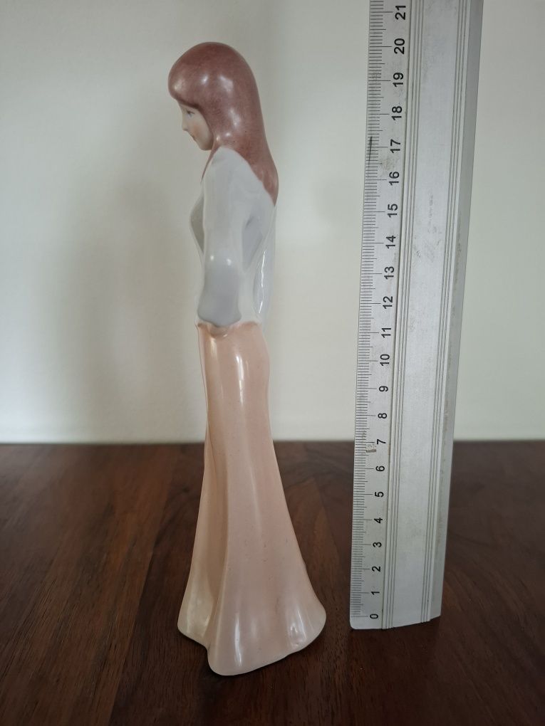 Royal Dux rzeźba Figura sygnowana