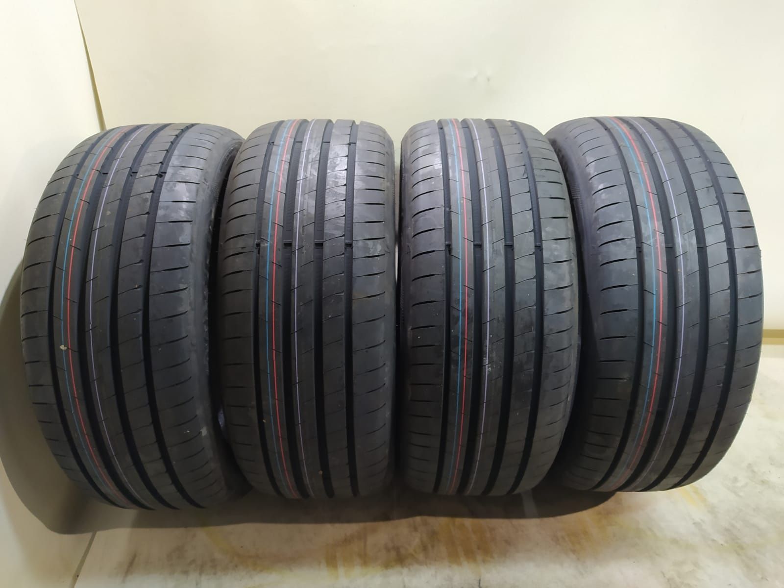 Opony letnie 255/40/20 104y xl goodyear asymetric 5