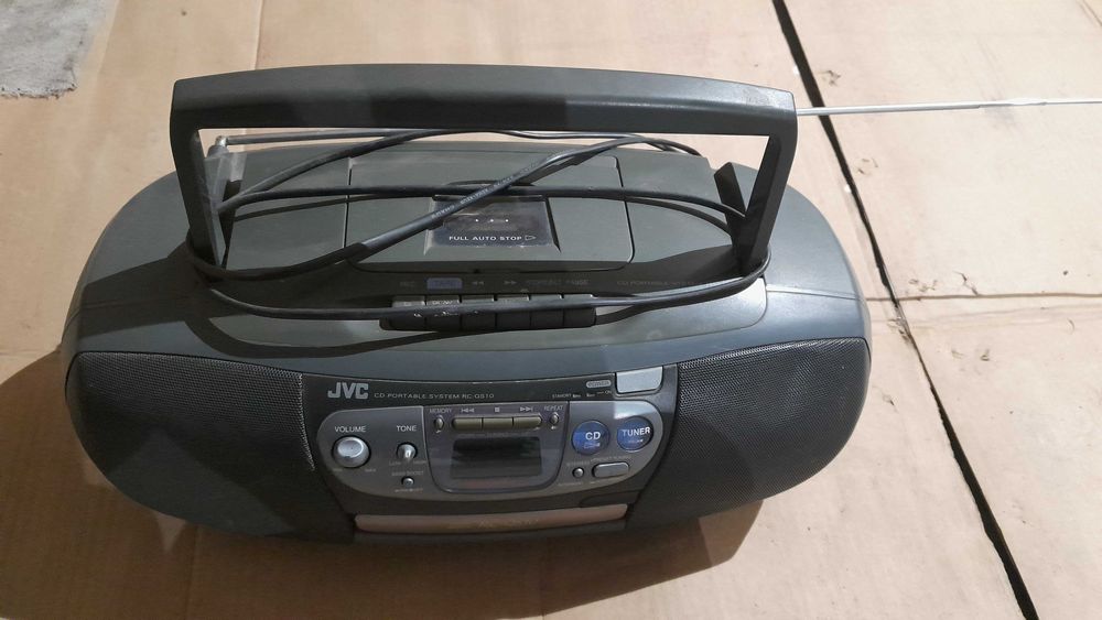 Магнитофон JVC магнитола Только РАДИО!