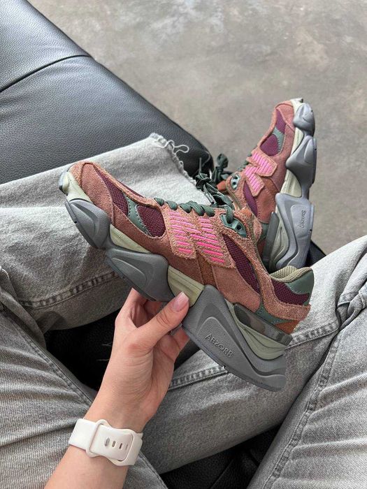 New Balance 9060 Burgundy