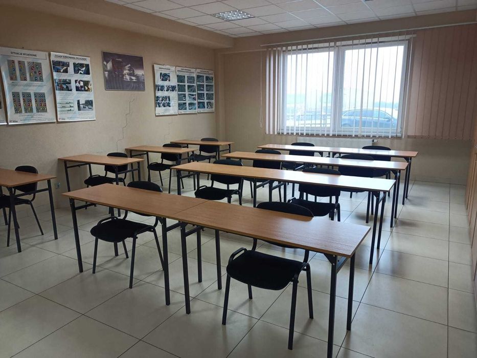 Do wynajęcia lokal biurowy 52m2 - Sośnicowice - recepcja, monitoring