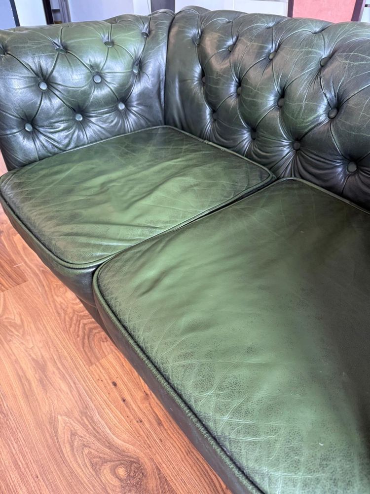 Zestaw Chesterfield dwie sofy i fotel sofa