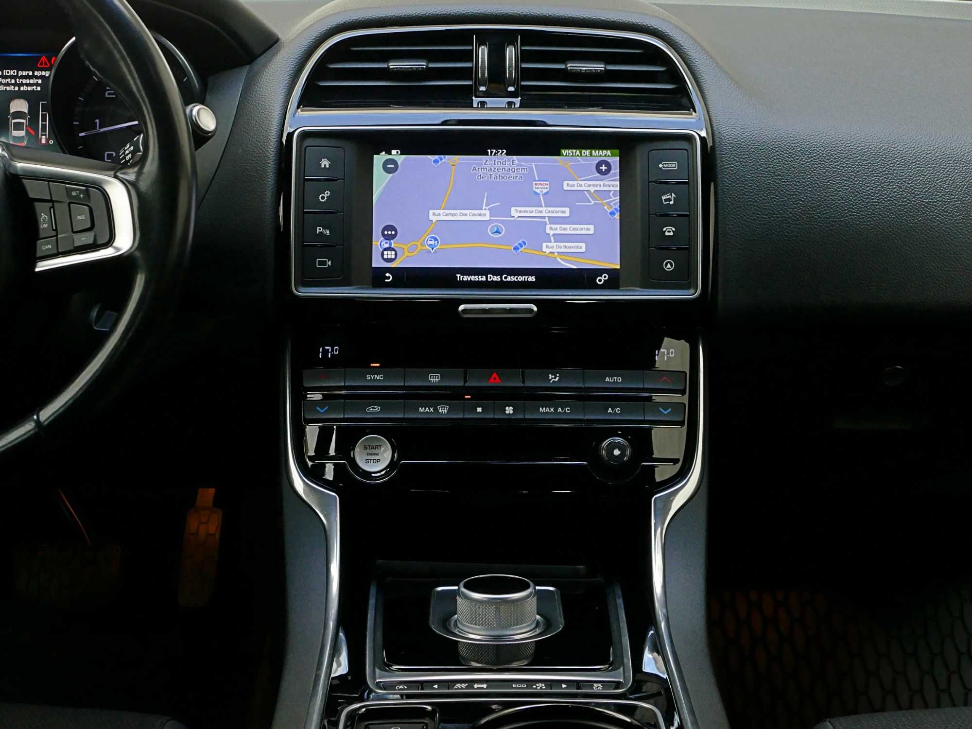 Jaguar XE R-Sport Câmera 180cv Nacional