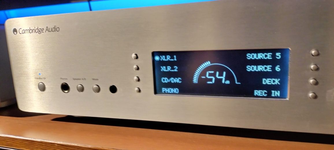 Cambridge Audio Azur 851A