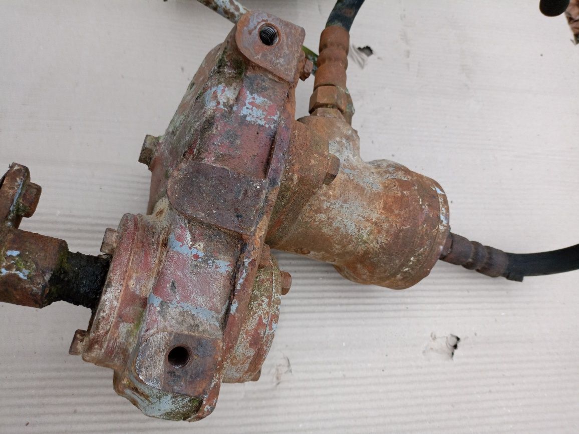 Hydromotor z przekładnią do  rozsiewacza RCW 3