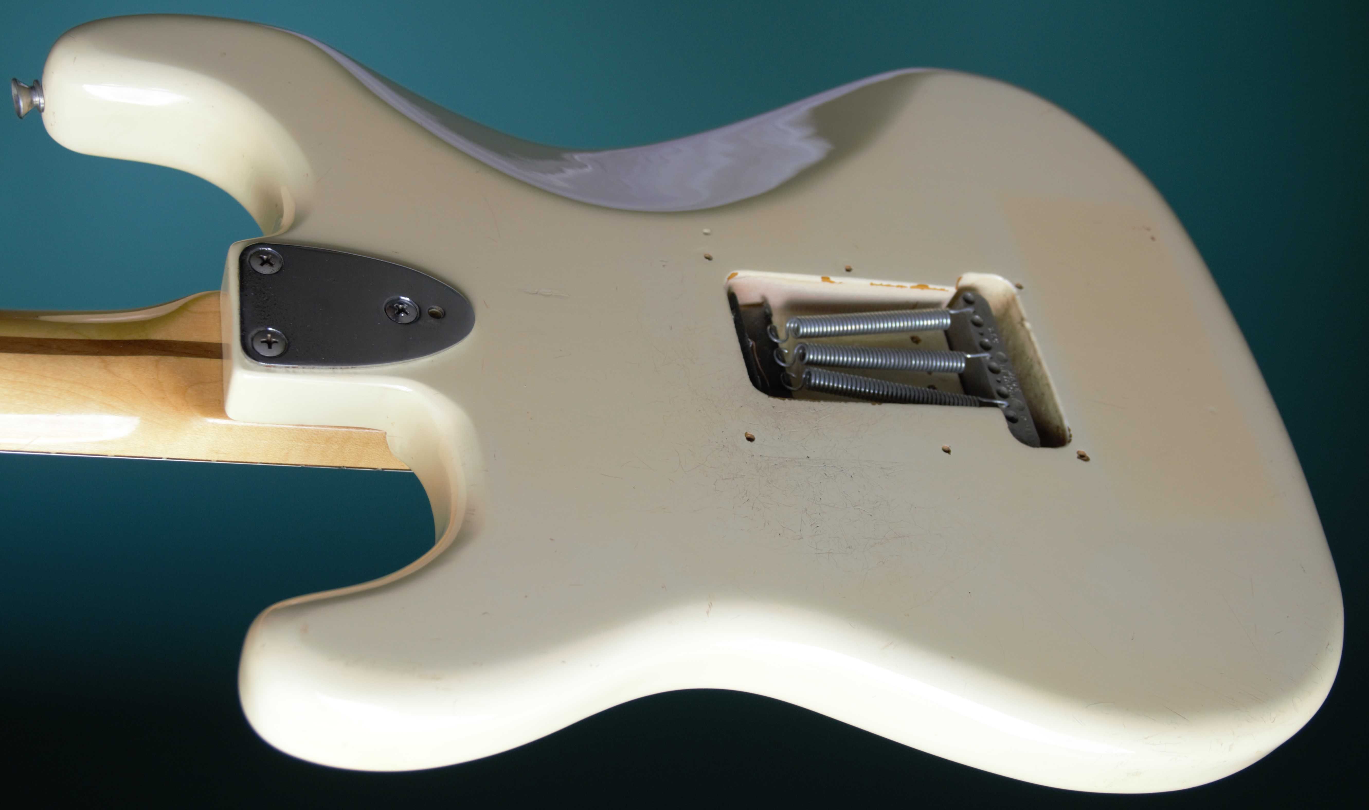 Stratocaster Fernandes FST-90T(stone logo) made in japan 1983