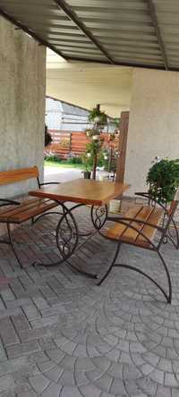 Садовая мебель, стол и лавочки, кованая мебель