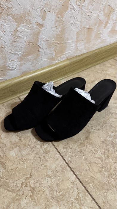 Продам жіноче взуття