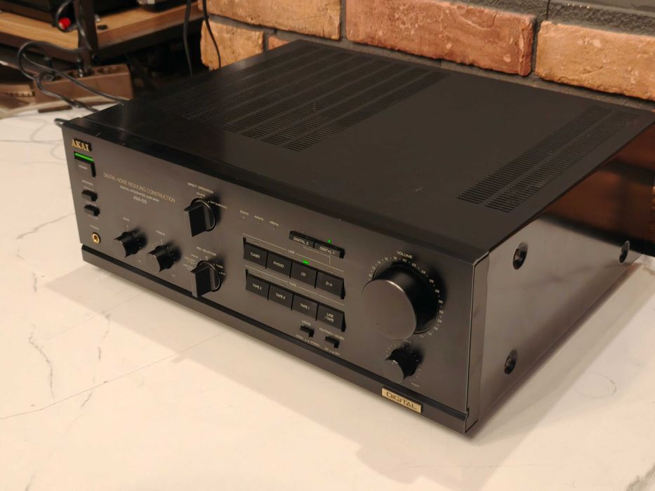 AKAI AM-55 ! Znakomity wzmacniacz z wbudowanym DAC / przetwornikiem