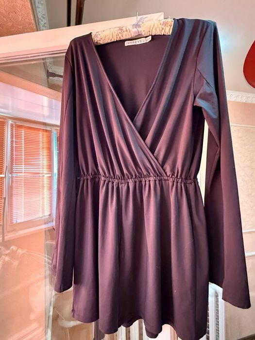 жіночі сукні в гарному стані M L