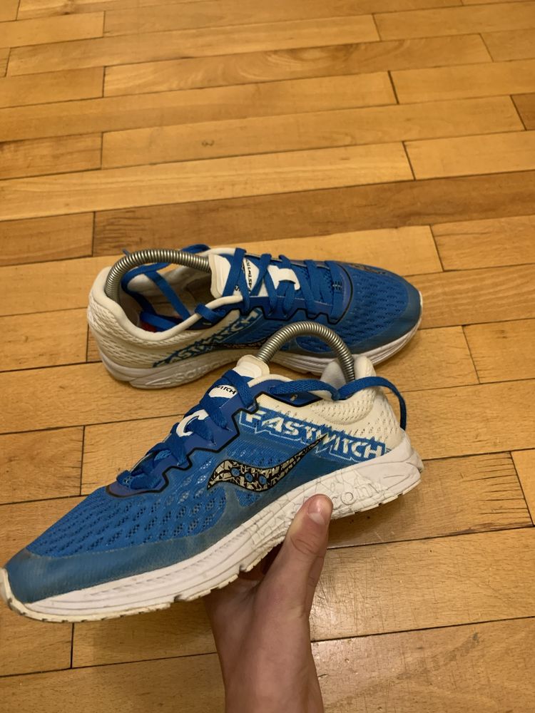 Кросівки saucony