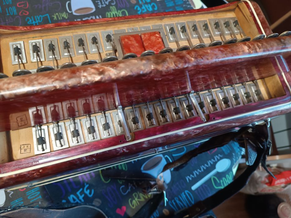 Баян Мелодія/Мелодия