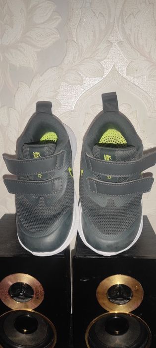 Кросівки дитячі Nike starrunner 22 розмір
