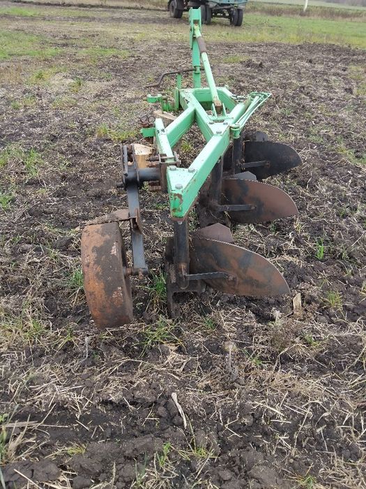 Продам плуг. Польский бомет