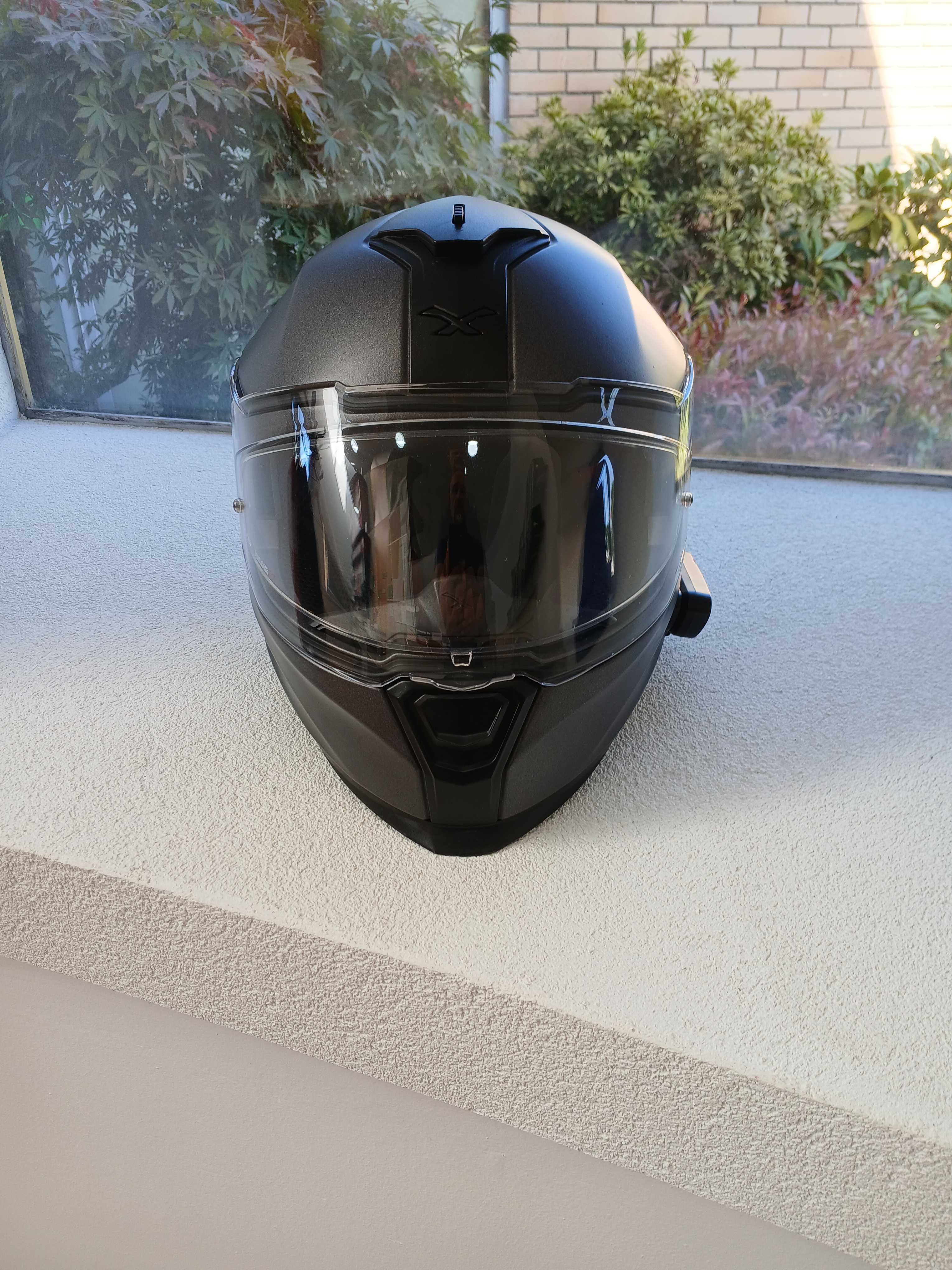 Capacete NEXX com intercomunicador