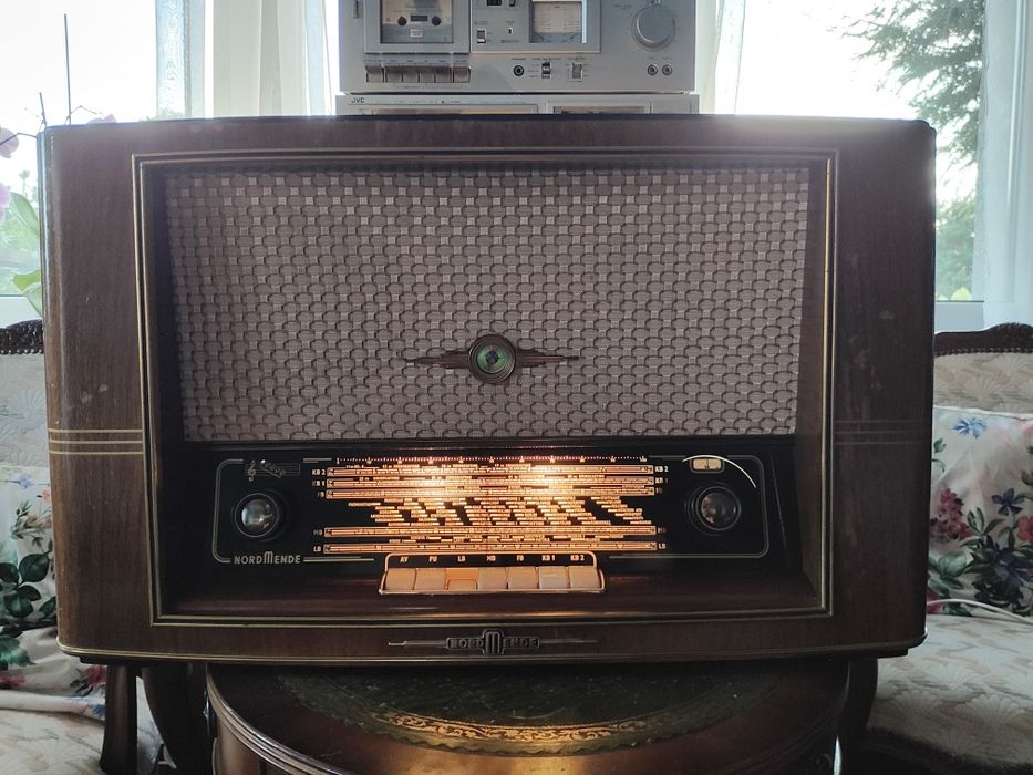 Radio lampowe Nordmende 6010