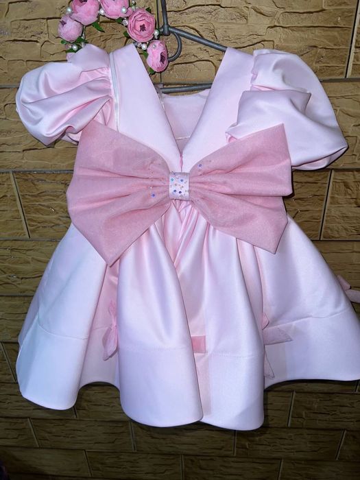 Продам дитячі сукні