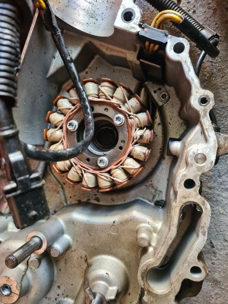 Magneto can am 400 stator zebatka pompa na wtrysku