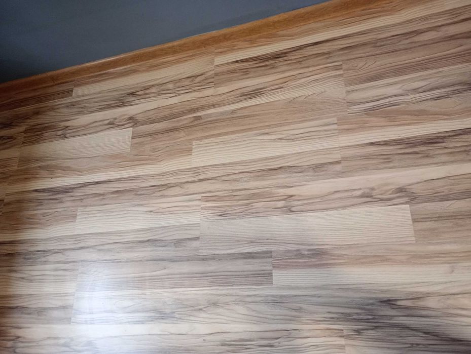 Panele podłogowe z rozbiórki