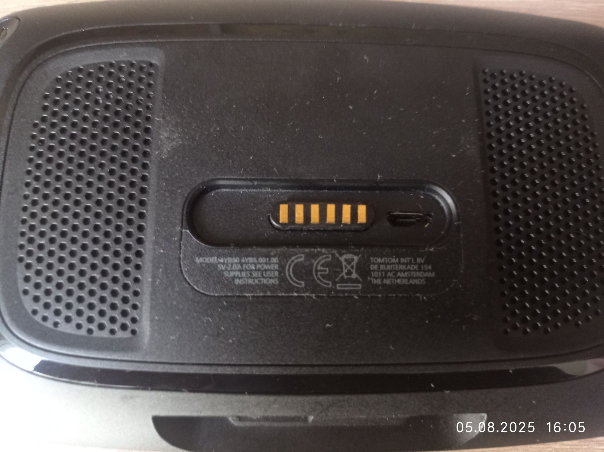 Навігатор Tomtom go discovery 5
