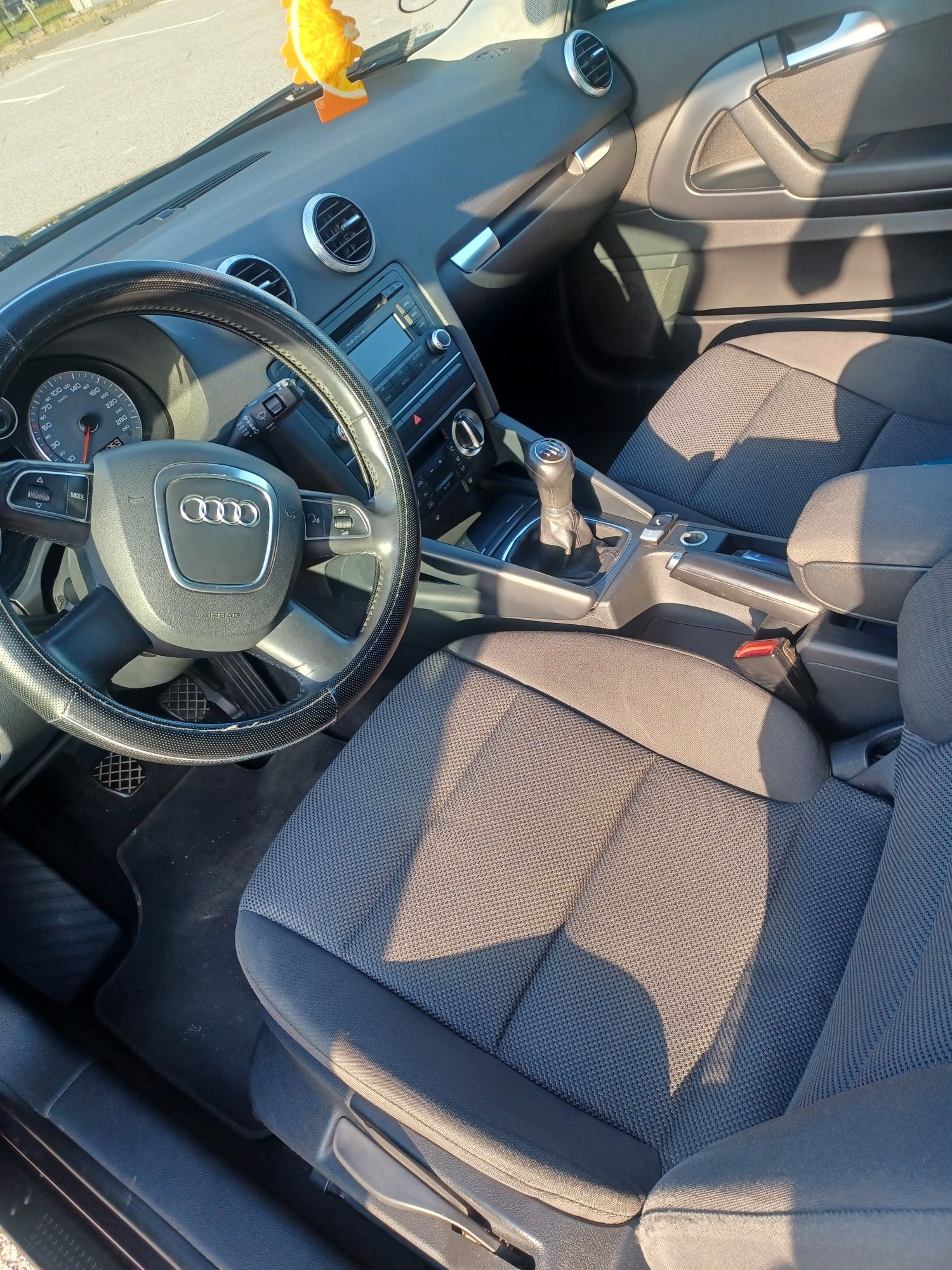 Audi a3 8p 1.6 tdi 2011r